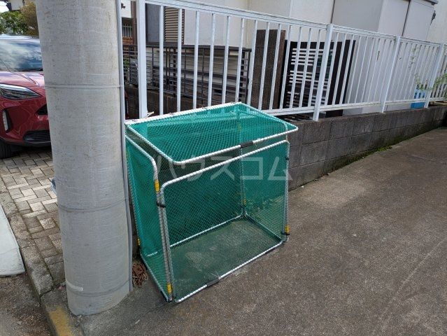 クリスタルハイツの外観写真