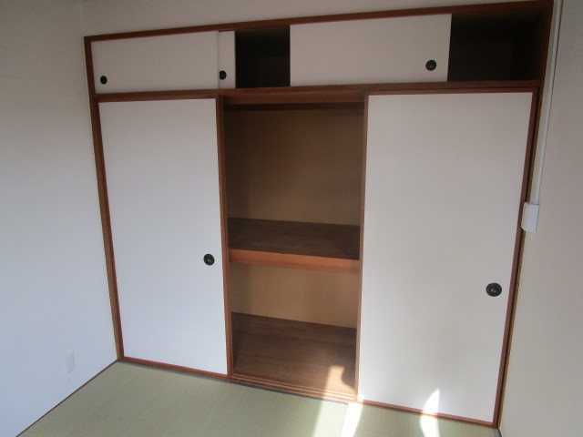 収納　別号室の参考写真になります。