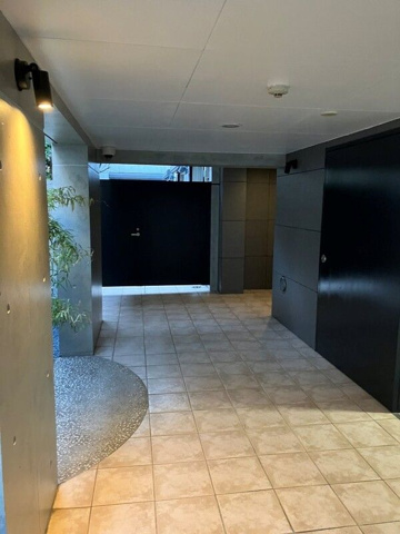 東急東横線 学芸大学駅 徒歩4分 4階建 築20年の外観写真
