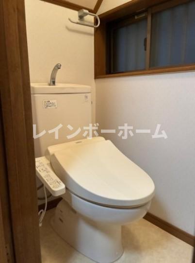 ペットと暮らすふじみ野戸建てのトイレ写真