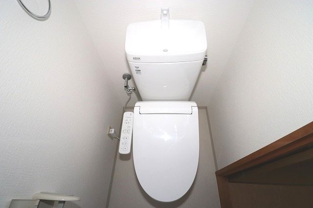 トイレ　シンプルで使いやすいトイレです