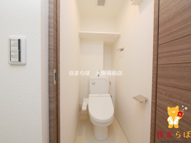 南海高野線 今宮戎駅 徒歩3分 11階建 築8年のトイレ写真