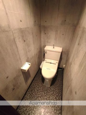近鉄奈良線 布施駅 徒歩6分 7階建 築36年のトイレ写真