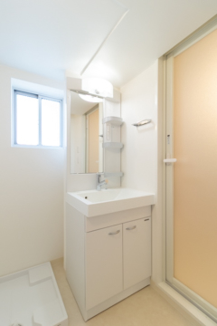 洗面設備　※写真は同タイプ住戸です。