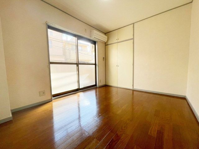 トラッドワカシマIIの居間写真