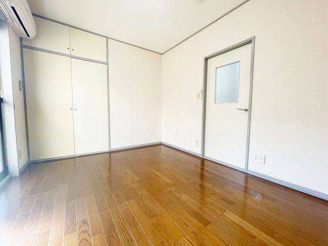 トラッドワカシマIIの内装写真