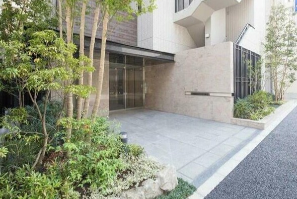 ＪＲ総武線 市ケ谷駅 徒歩8分 12階建 築9年の外観写真