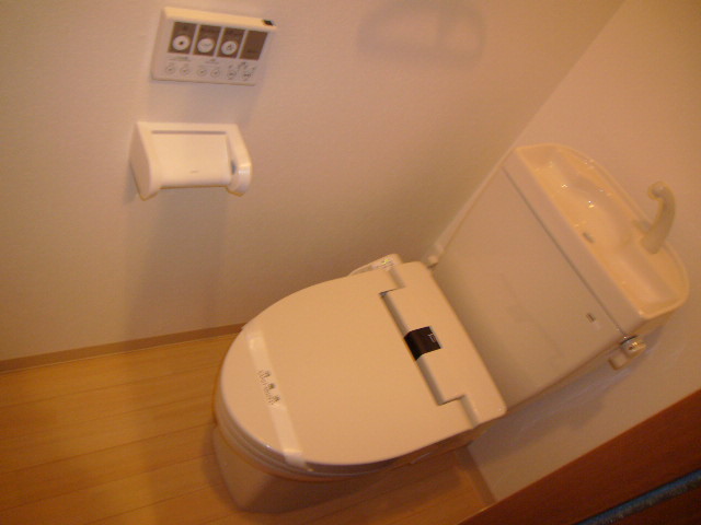 ヴァンベール大川のトイレ写真