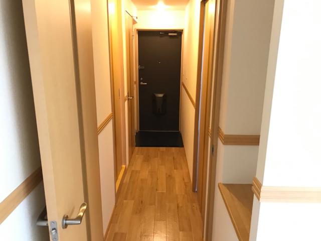 玄関　廊下