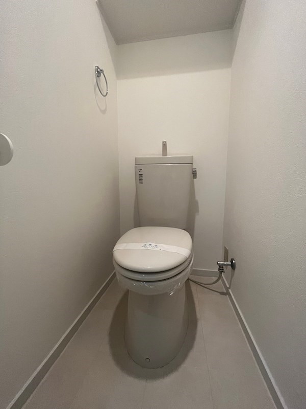 フルーレゾン西多聞のトイレ写真