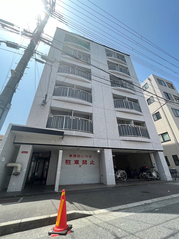フルーレゾン西多聞の外観写真