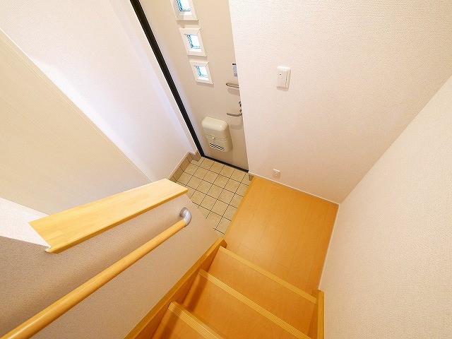 玄関　収納もある玄関です