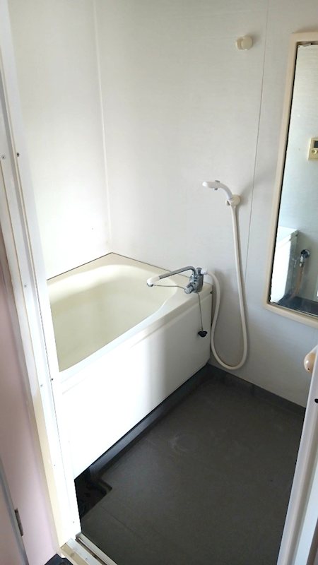 入間元加治団地 6号棟の風呂写真