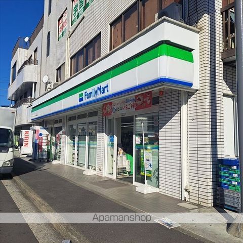 コンビニ　ファミリーマート金沢柳町店（コンビニ）まで1015m