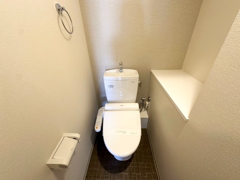 プレサンス堺筋本町駅前のトイレ写真