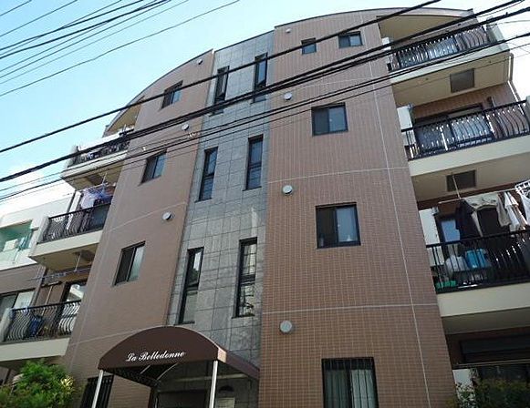 建物外観　ラ・ベルドンヌ