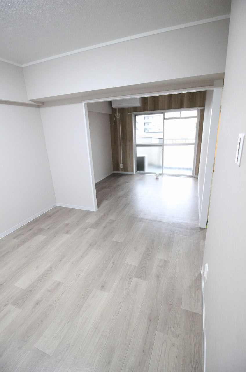 居室・リビング　別の部屋の写真です