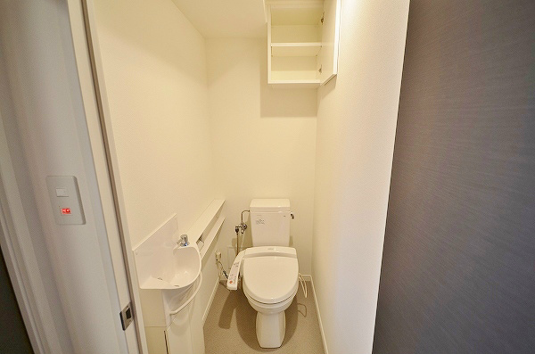 トイレ　温水洗浄便座付トイレ(洗面台付)