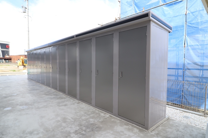 その他設備　タイヤなどしまえるトランクルームもございます♪