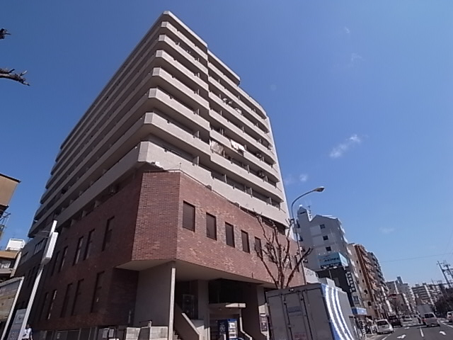【神戸市中央区北長狭通のマンションの建物外観】