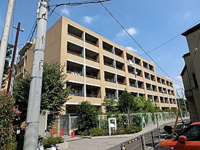 【ロイヤルパーク多摩川2番館の建物外観】