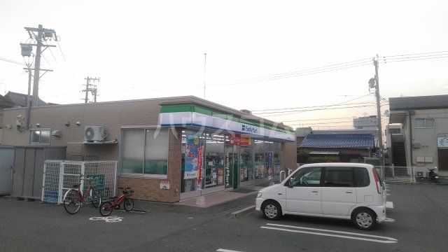 【豊橋市新栄町のマンションのコンビニ】