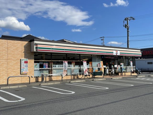 【サンハイツマンションのコンビニ】