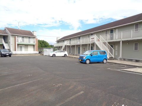 【甲賀市甲南町寺庄のアパートの駐車場】