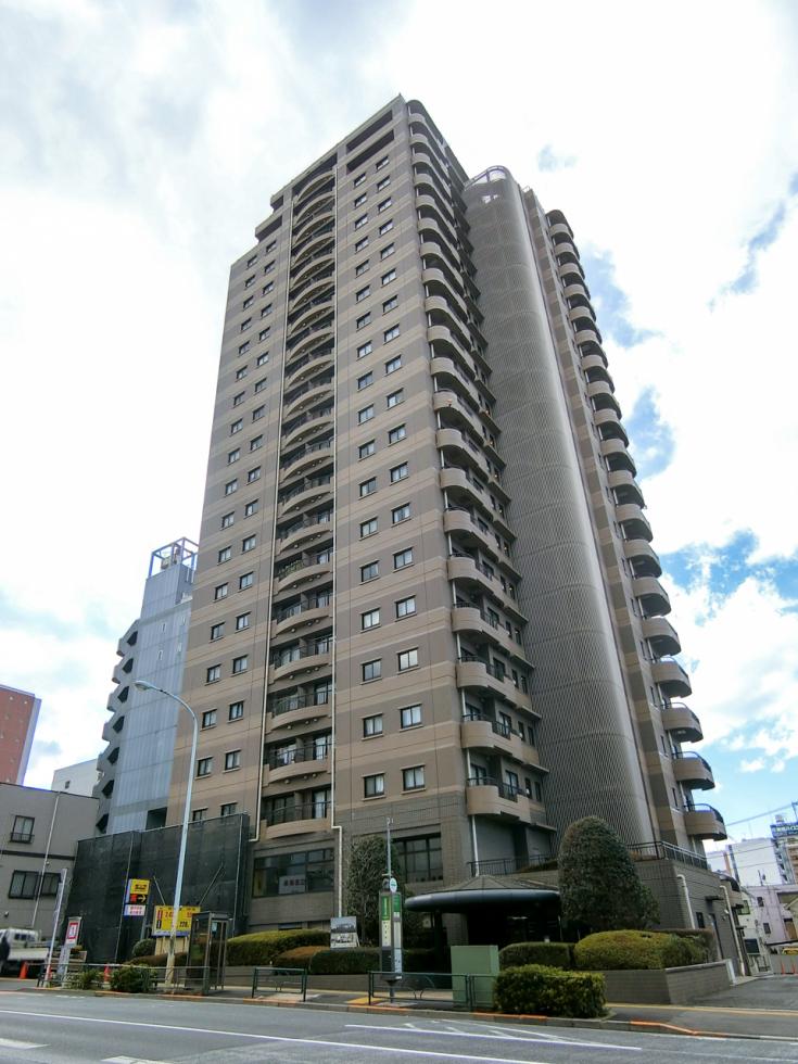 新宿区高田馬場のマンションの建物外観