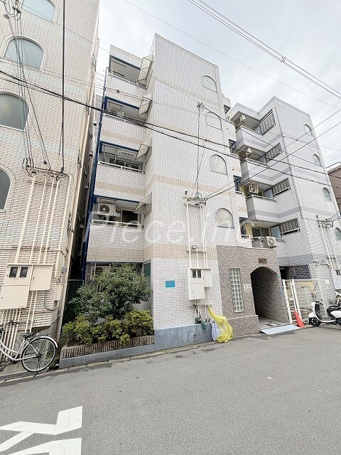 大阪市淀川区新北野のマンションの建物外観