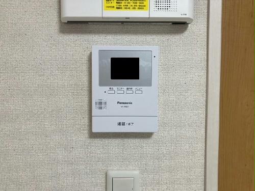 セキュリティ　モニター付きインターホン