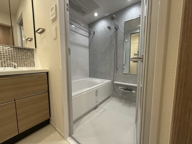 バス・シャワールーム　1005と同タイプ