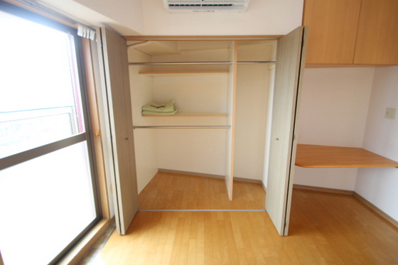 収納　※別部屋の写真です