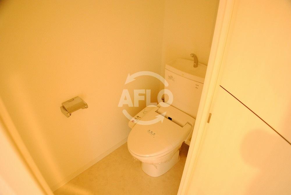 トイレ　M.hills西本町　シャワートイレ