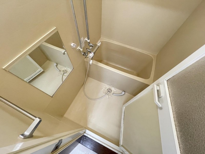 バス・シャワールーム　浴室