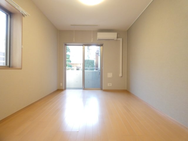 居室・リビング　居室