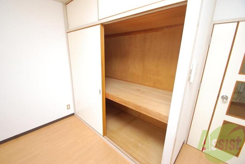 収納　各部屋に収納があるので、お荷物が多い方も安心ですね