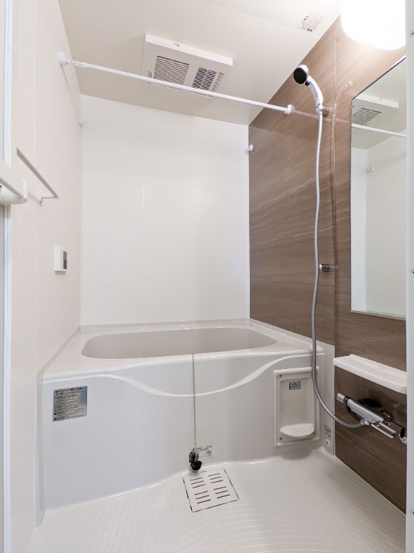 バス・シャワールーム　図面と現状に相違がある場合には現状を優先