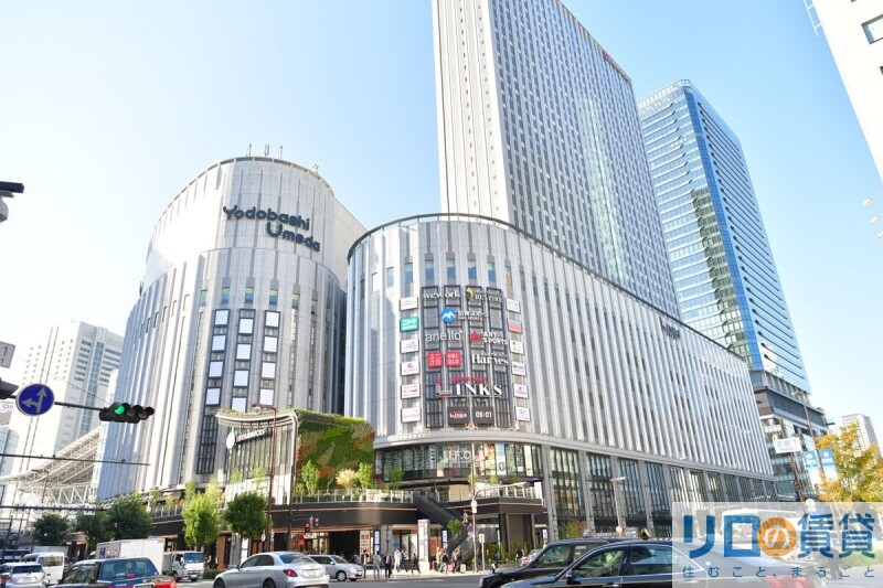 ショッピングセンター　ヨドバシカメラ マルチメディア梅田（ショッピングセンター）まで2953m