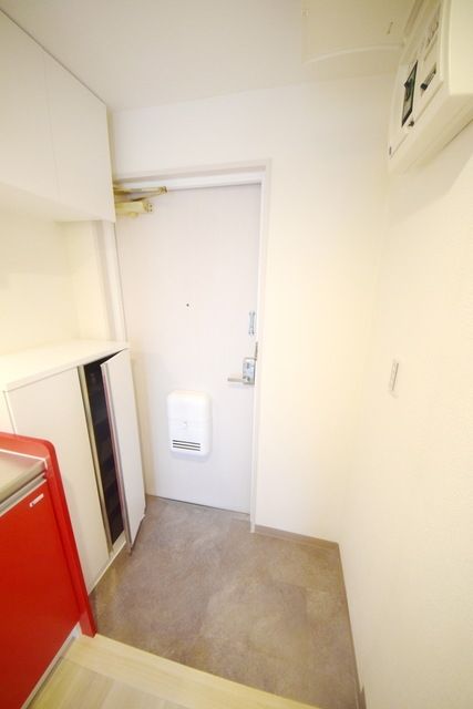 玄関　★お部屋探しは株式会社タウンハウジング東京まで★