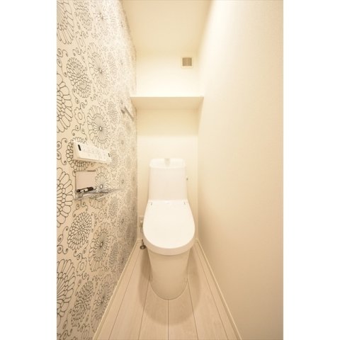 トイレ　おしゃれな内装です