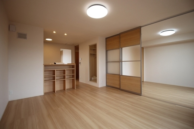 居室・リビング　Ｂ３０２　ＬＤＫ