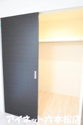 収納　収納たっぷりでいいですね。