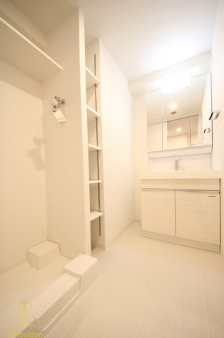 洗面設備　RISING Maison本町橋