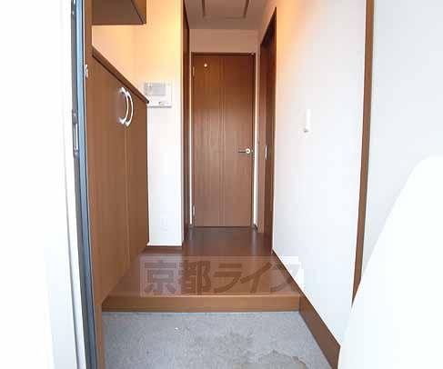 玄関　下駄箱付きの玄関