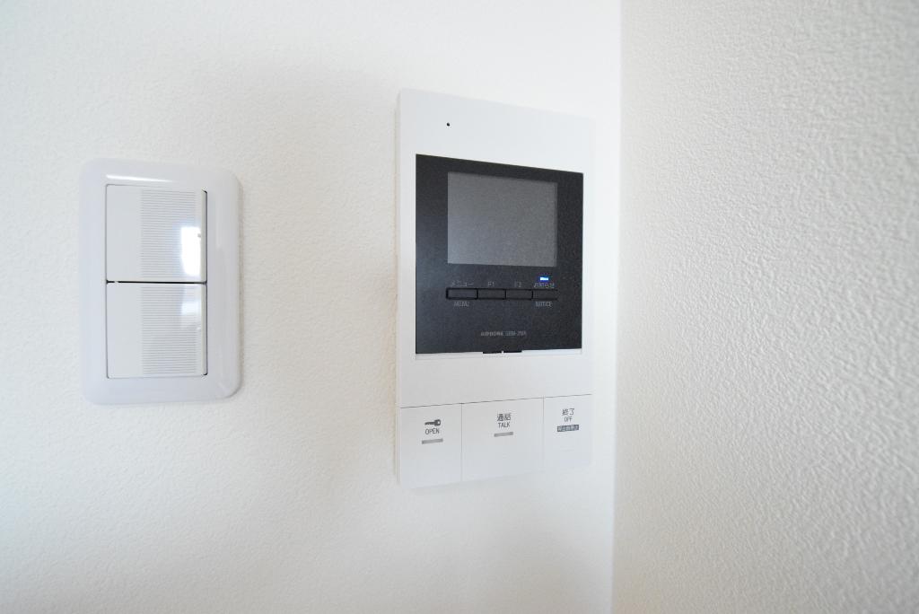セキュリティ　カメラ付インターホン
