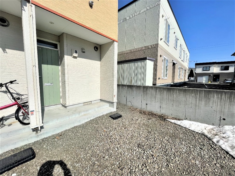 エントランス　玄関入り口です！