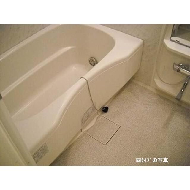 バス・シャワールーム　※別部屋参考写真