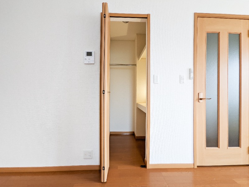 収納　図面と現状に相違がある場合には現状を優先