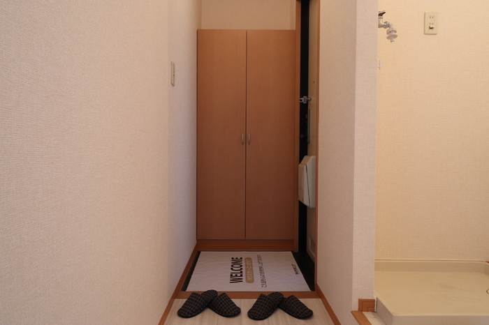 玄関　収納もある玄関です